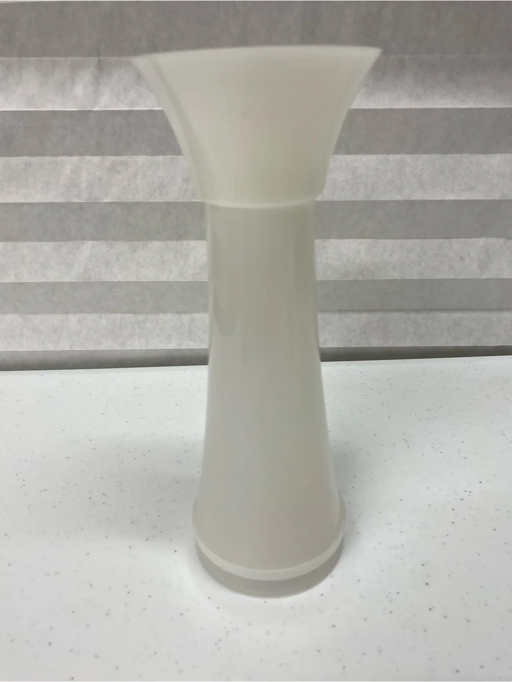 Tupperware Jifi Sift powdered sugar flour white vintage